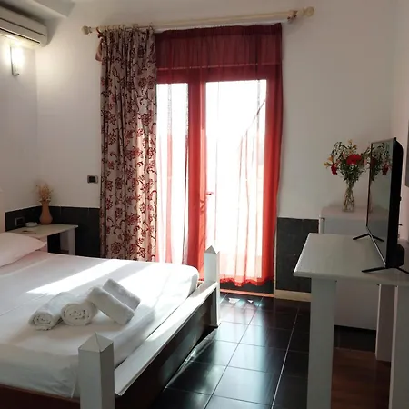 Hotel Different 3*